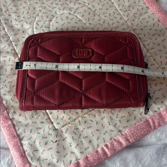 Lug Rodeo Wallet Raspberry Quilted Like New - Picture 6 of 7